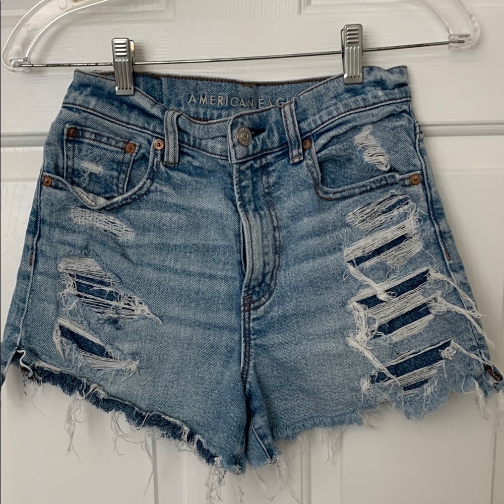 American Eagle Women's Distressed Blue Denim Shorts Size 2